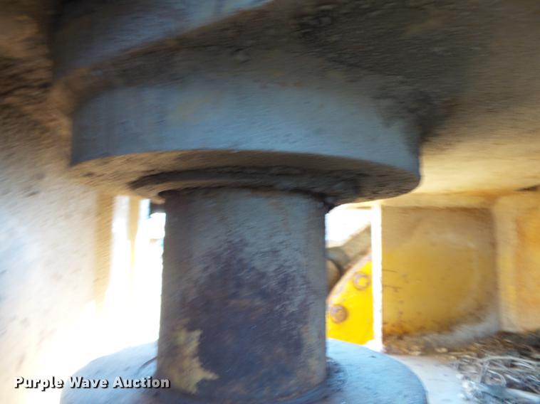 image for item DC6754 1996 Komatsu D85E-21 cable plow