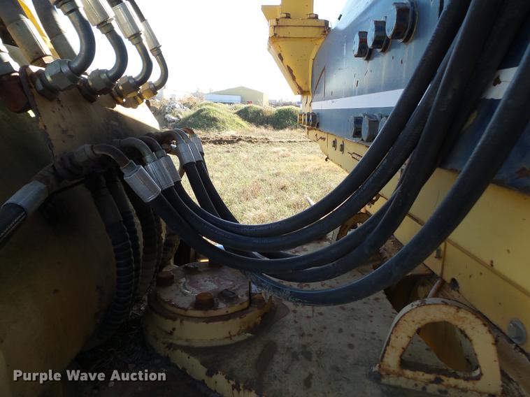 image for item DC6754 1996 Komatsu D85E-21 cable plow