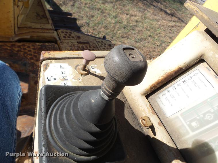 image for item DC6754 1996 Komatsu D85E-21 cable plow