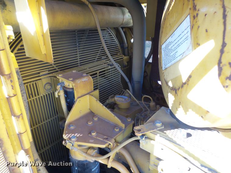 image for item DC6754 1996 Komatsu D85E-21 cable plow