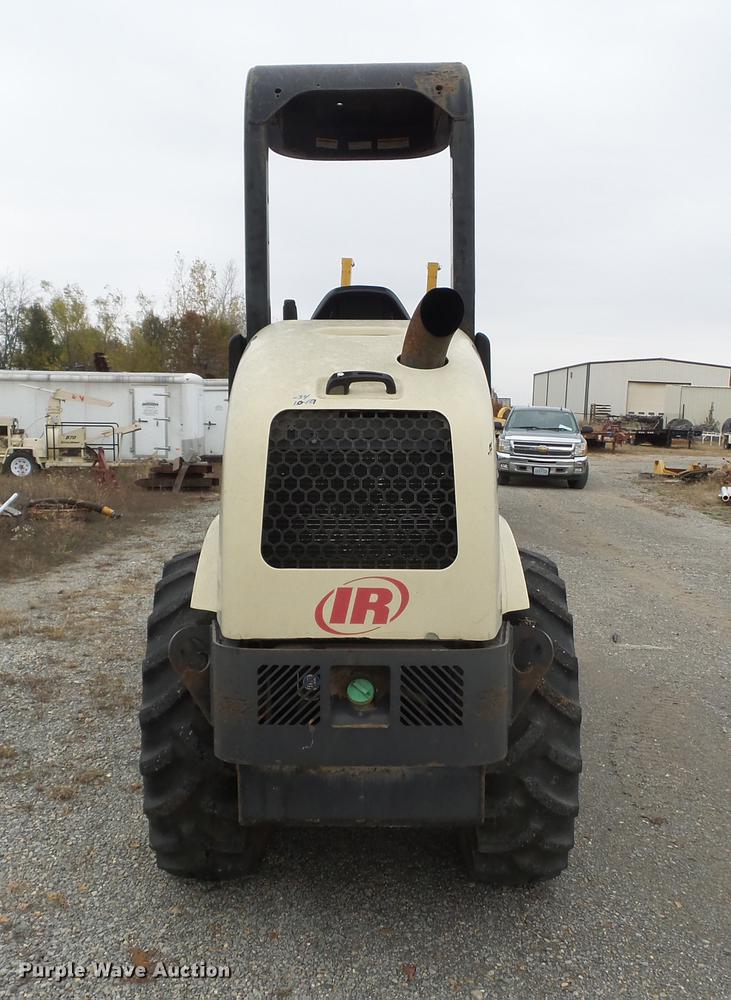 image for item DC6760 2004 Ingersoll Rand SD-450D TF single drum vibratory roller