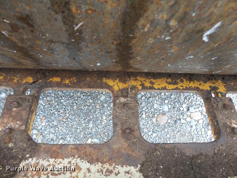 image for item DC6760 2004 Ingersoll Rand SD-450D TF single drum vibratory roller