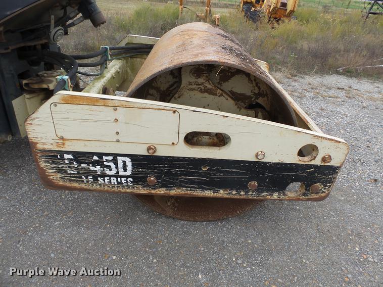 image for item DC6760 2004 Ingersoll Rand SD-450D TF single drum vibratory roller