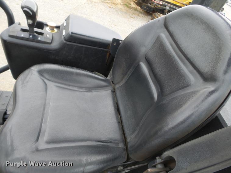 image for item DC6760 2004 Ingersoll Rand SD-450D TF single drum vibratory roller