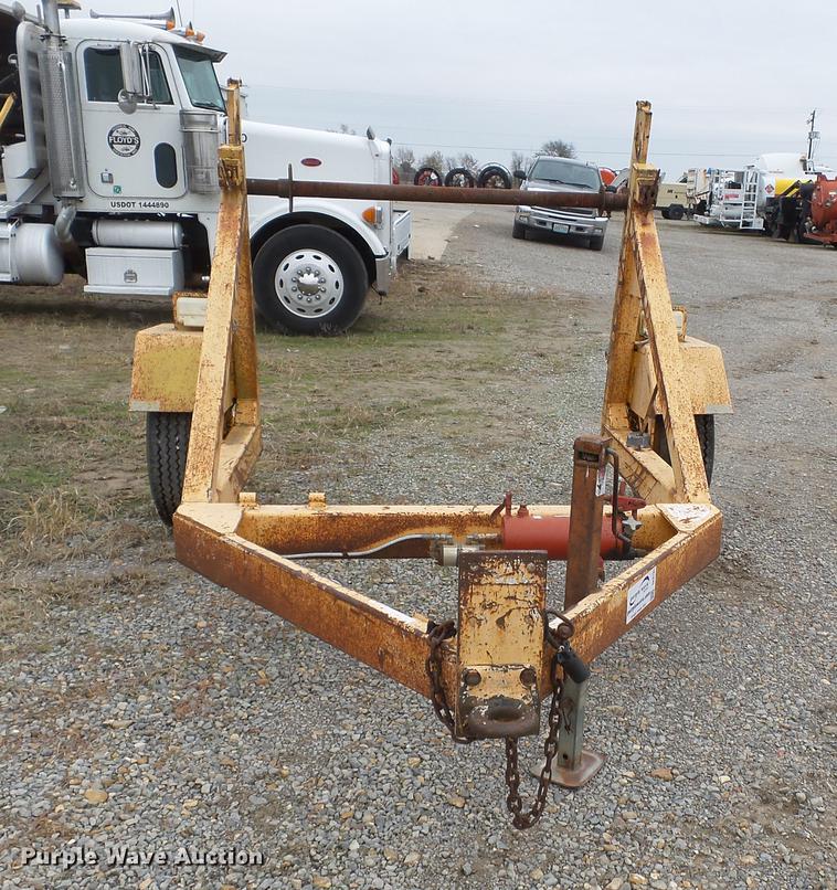 image for item DC6761 1999 Slabach Wheeler reel trailer