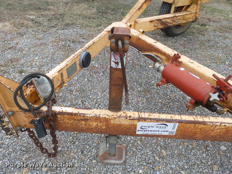 image for item DC6761 1999 Slabach Wheeler reel trailer