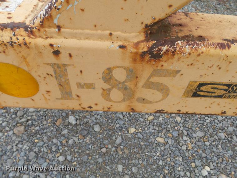 image for item DC6761 1999 Slabach Wheeler reel trailer