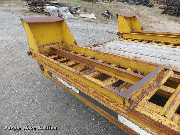 image for item DC6765 1995 Interstate G20DT equipment trailer