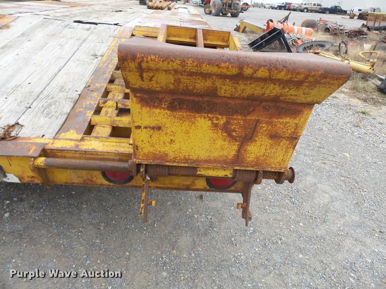 image for item DC6765 1995 Interstate G20DT equipment trailer