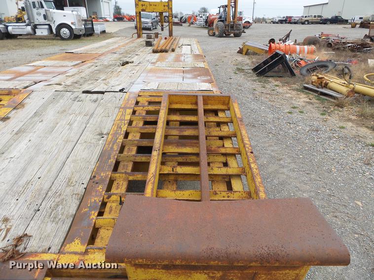 image for item DC6765 1995 Interstate G20DT equipment trailer