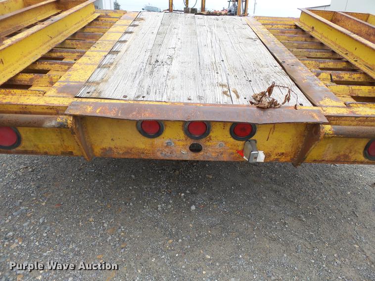 image for item DC6765 1995 Interstate G20DT equipment trailer