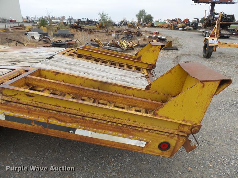 image for item DC6765 1995 Interstate G20DT equipment trailer