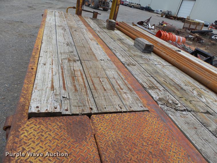 image for item DC6765 1995 Interstate G20DT equipment trailer