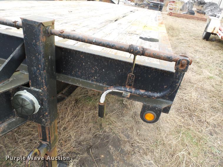 image for item DC6767 2006 Woodworth equipment trailer