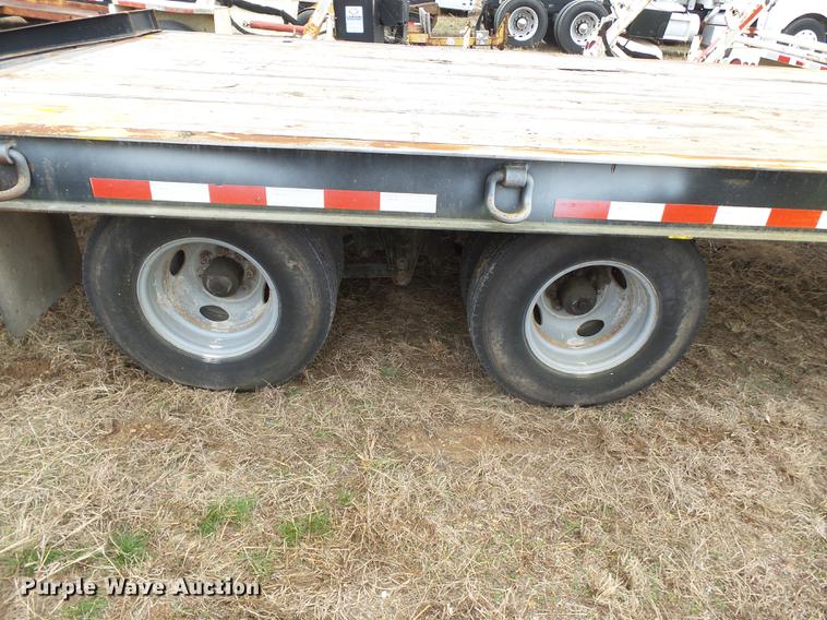 image for item DC6767 2006 Woodworth equipment trailer