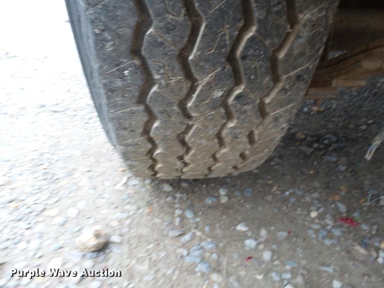 image for item DC6768 1992 Butler TS612D tilt deck trailer