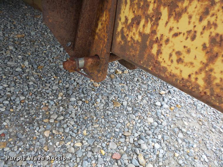 image for item DC6769 1991 Butler TS612D tilt deck trailer