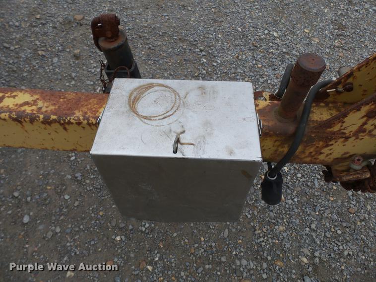 image for item DC6769 1991 Butler TS612D tilt deck trailer