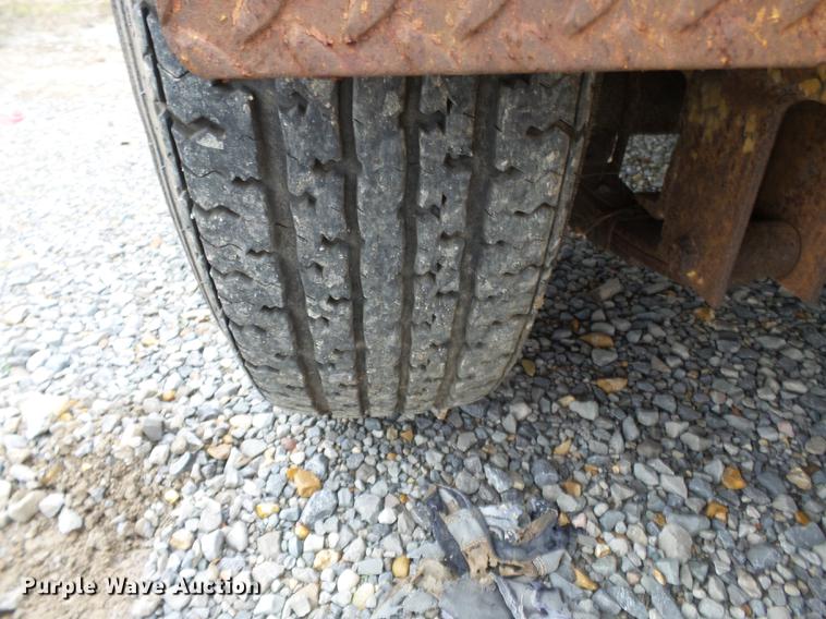 image for item DC6769 1991 Butler TS612D tilt deck trailer