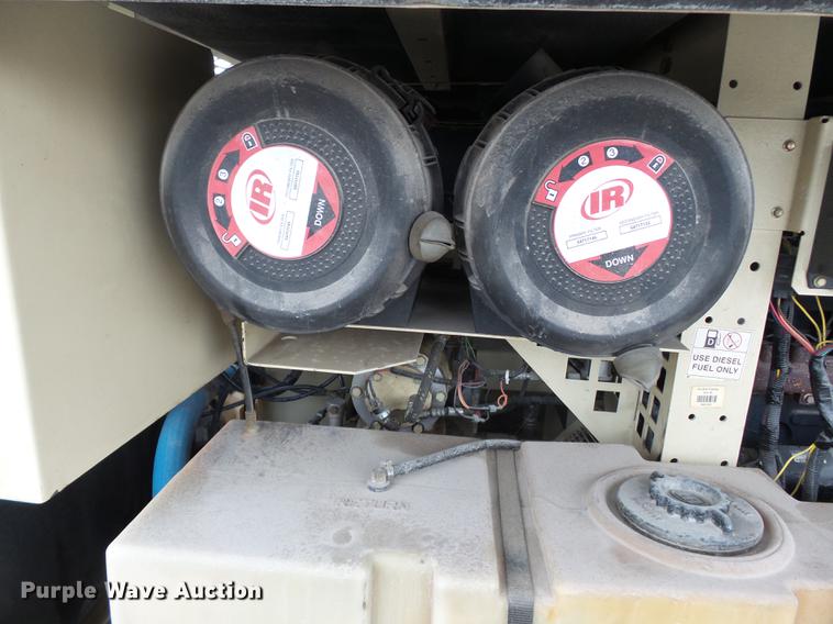 image for item DC6771 2008 Ingersoll Rand HP575 air compressor