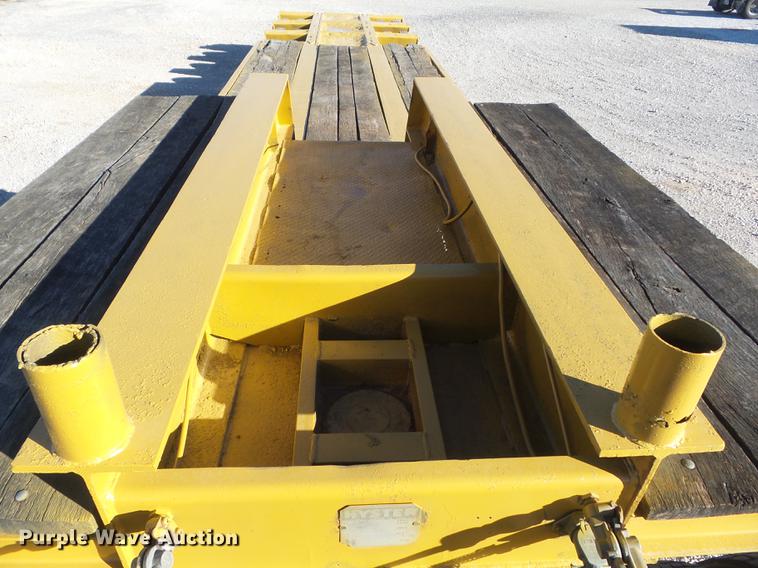 image for item DC7484 1977 Hyster C35T3 low boy equipment trailer