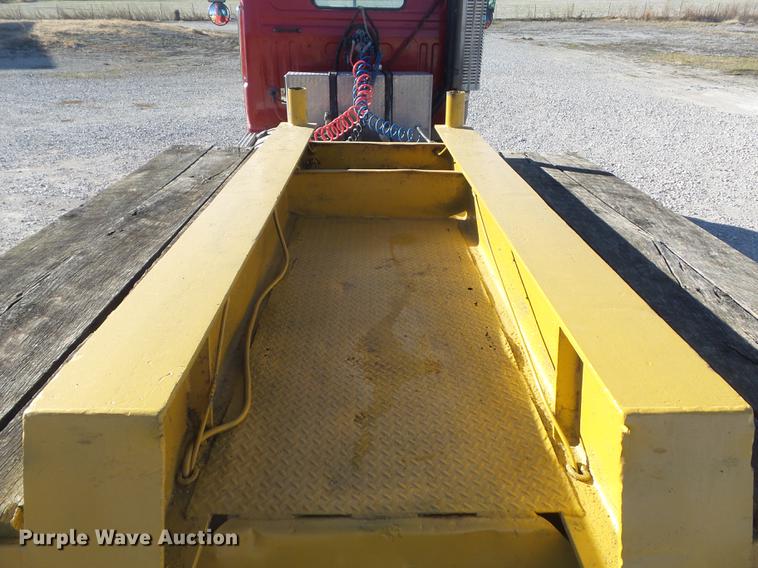 image for item DC7484 1977 Hyster C35T3 low boy equipment trailer