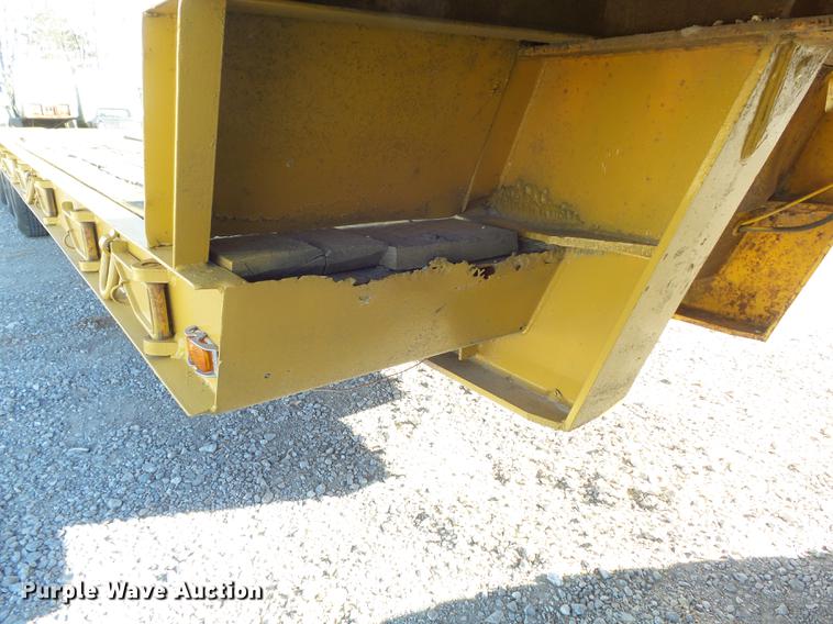 image for item DC7484 1977 Hyster C35T3 low boy equipment trailer