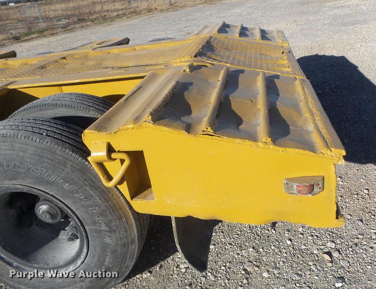 image for item DC7484 1977 Hyster C35T3 low boy equipment trailer