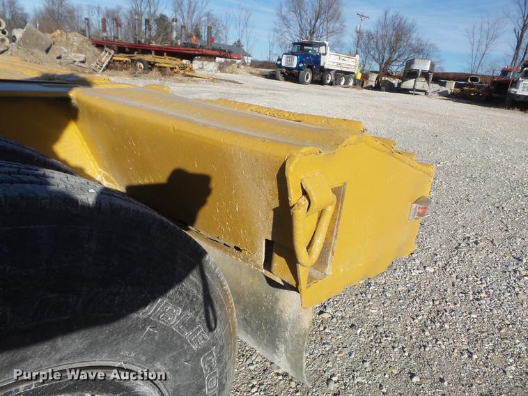 image for item DC7484 1977 Hyster C35T3 low boy equipment trailer