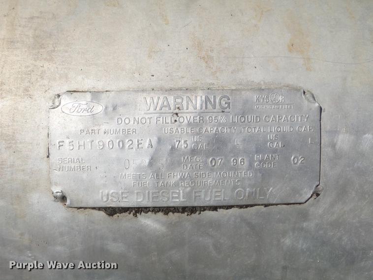 image for item DC7485 1997 Ford LT8000 dump truck