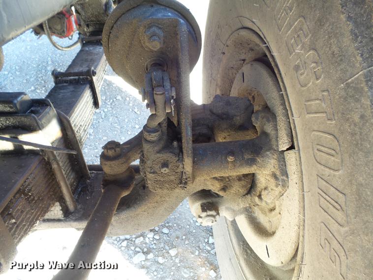 image for item DC7485 1997 Ford LT8000 dump truck