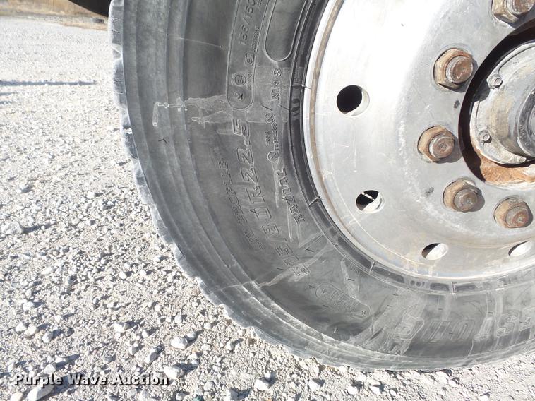 image for item DC7485 1997 Ford LT8000 dump truck