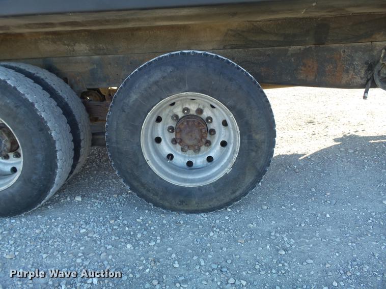 image for item DC7485 1997 Ford LT8000 dump truck