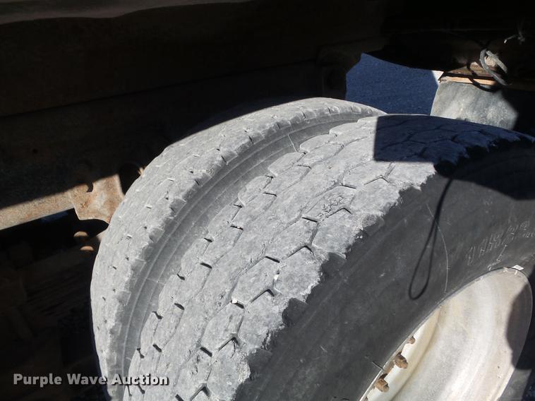 image for item DC7485 1997 Ford LT8000 dump truck