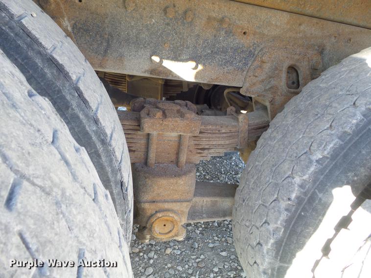 image for item DC7485 1997 Ford LT8000 dump truck