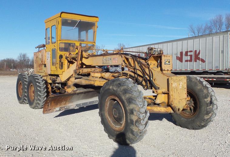image for item DC7486 1975 Galion T500L rigid frame motor grader