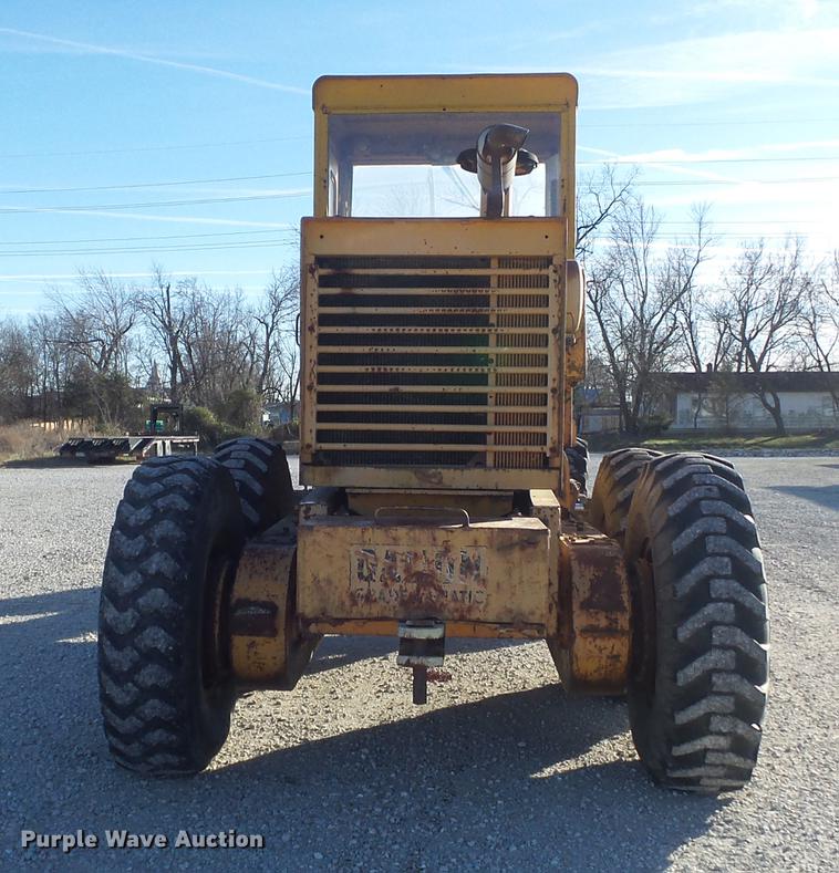 image for item DC7486 1975 Galion T500L rigid frame motor grader
