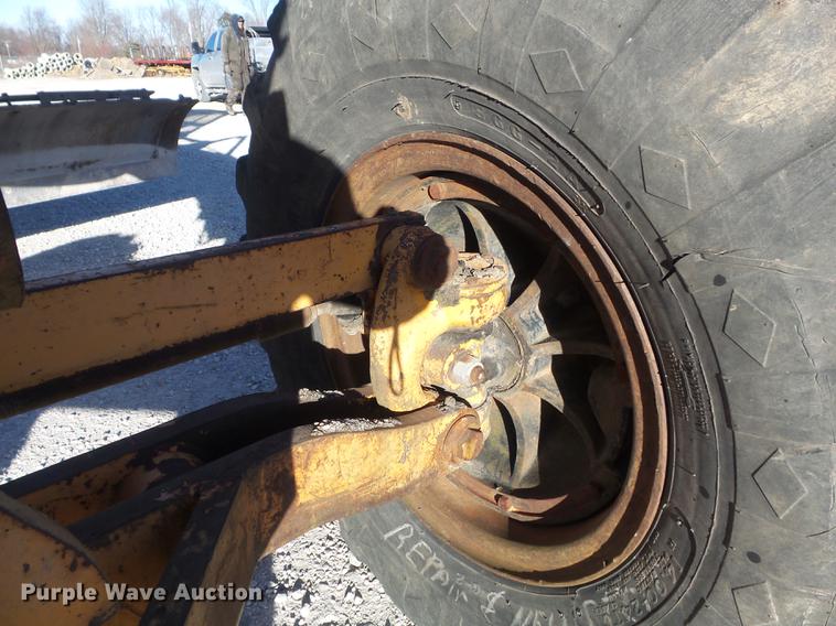 image for item DC7486 1975 Galion T500L rigid frame motor grader