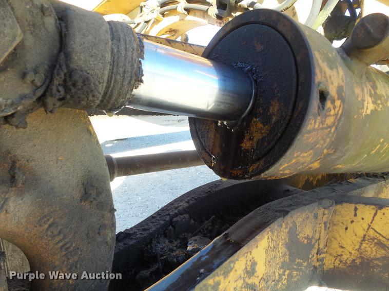 image for item DC7486 1975 Galion T500L rigid frame motor grader