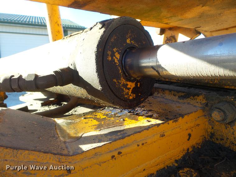 image for item DC7486 1975 Galion T500L rigid frame motor grader