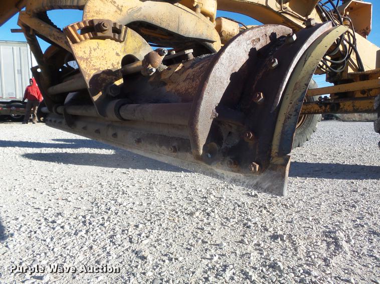 image for item DC7486 1975 Galion T500L rigid frame motor grader