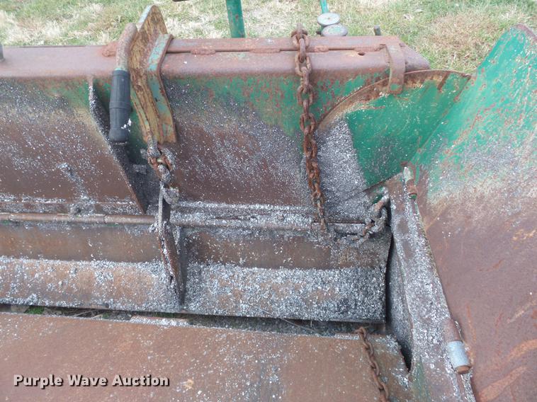 image for item DC7488 1977 Layton H500B paver