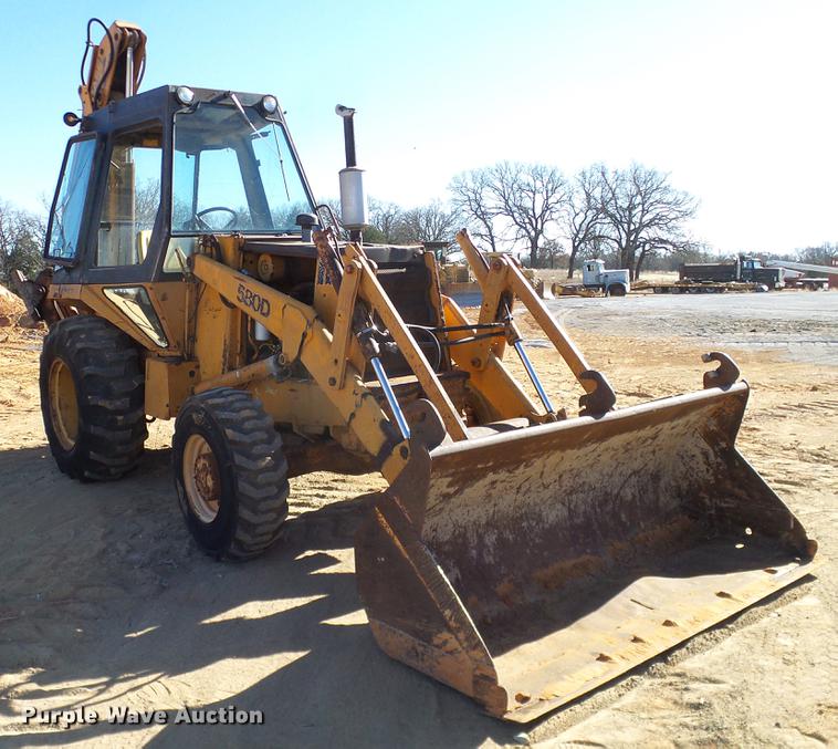 image for item DD1434 1982 Case 580D backhoe