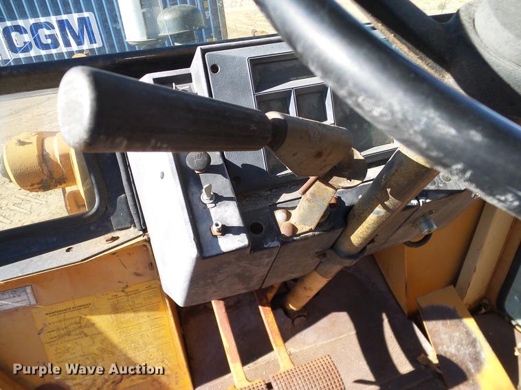 image for item DD1434 1982 Case 580D backhoe