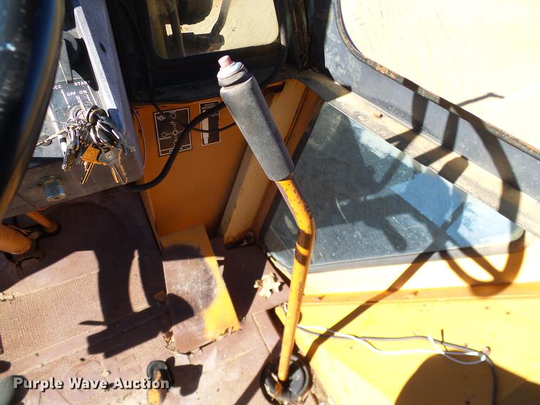 image for item DD1434 1982 Case 580D backhoe