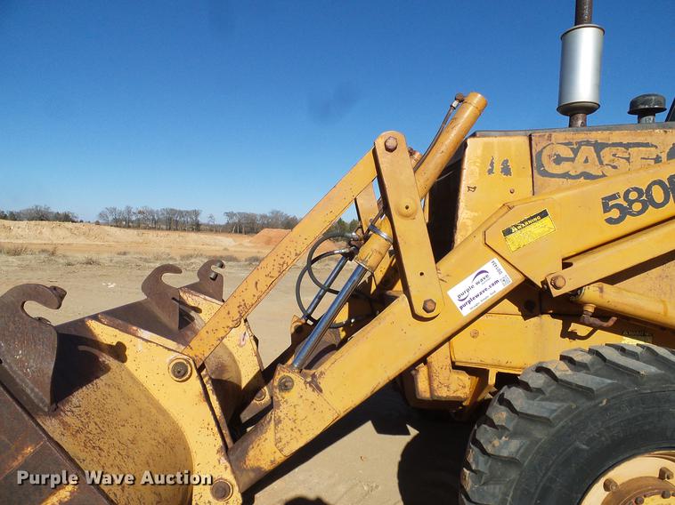 image for item DD1434 1982 Case 580D backhoe