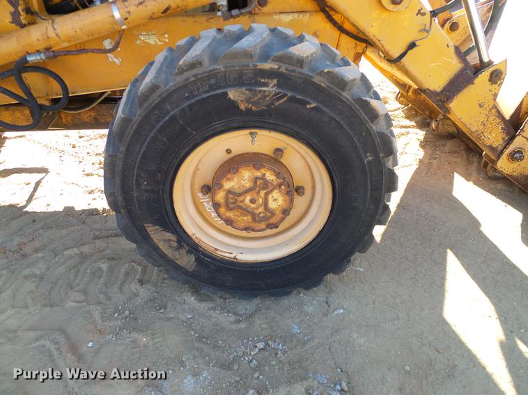 image for item DD1434 1982 Case 580D backhoe