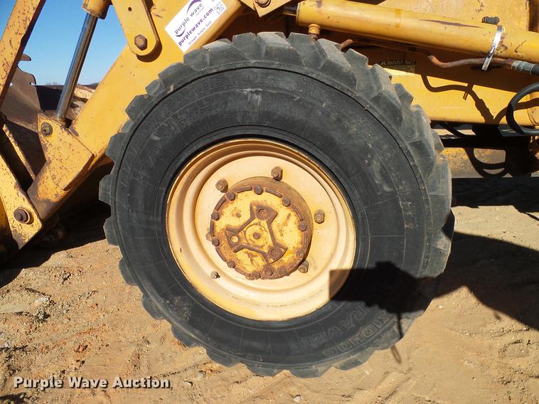 image for item DD1434 1982 Case 580D backhoe