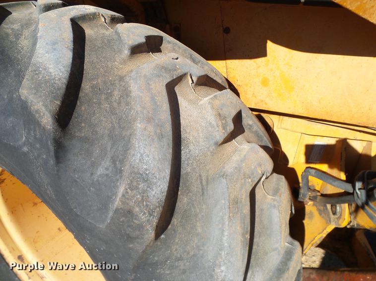 image for item DD1434 1982 Case 580D backhoe