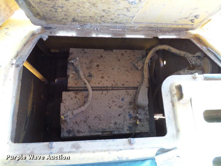 image for item DD1435 1983 Caterpillar D6D dozer